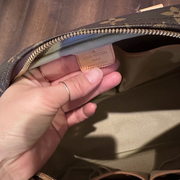 LV - Picture 13 of 13